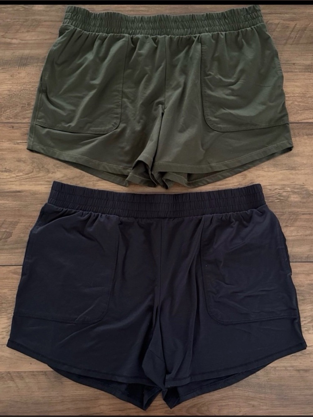 all in motion shorts (2) | size large